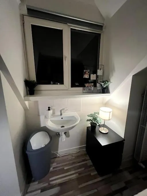 Room 404 - Eindhoven - By T&S. 0*,
